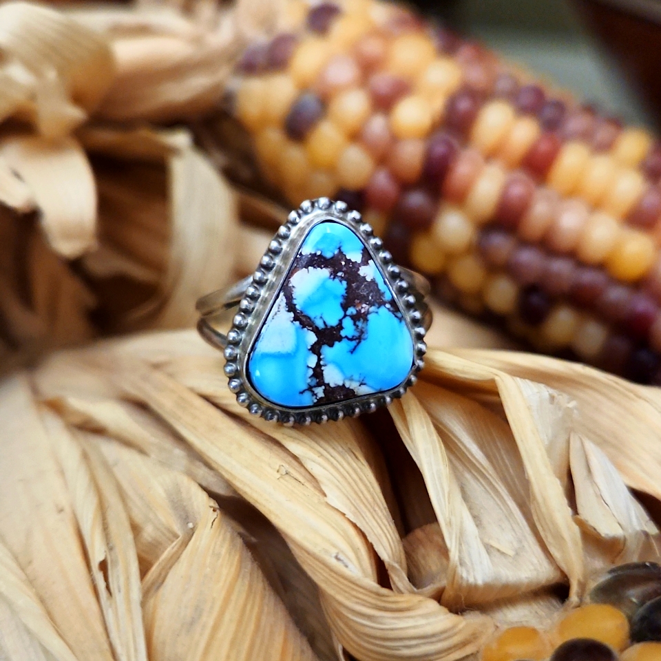 Stunning Nwot Native American Navajo Golden Hills Turquoise Ring